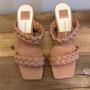 Dolce‎ Vita Sandals